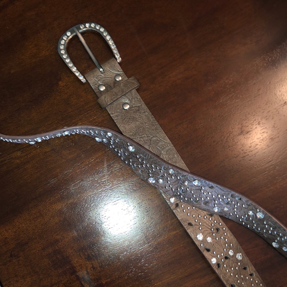 Women’s belt from buckle sz medium